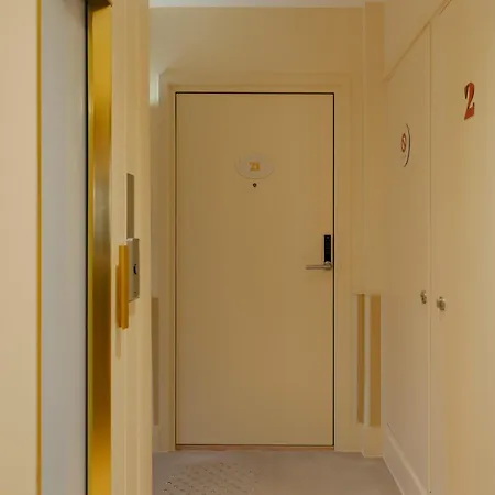 Hotel apartamentowy Edgar - Rue D'antibes 3*