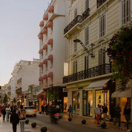 Aparthotel Edgar - Rue D'antibes 3*